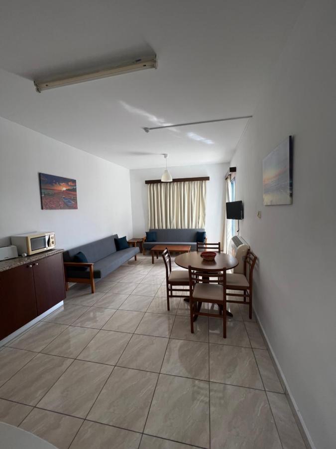 Kefalonitis Hotel Apartments Paphos Exterior foto