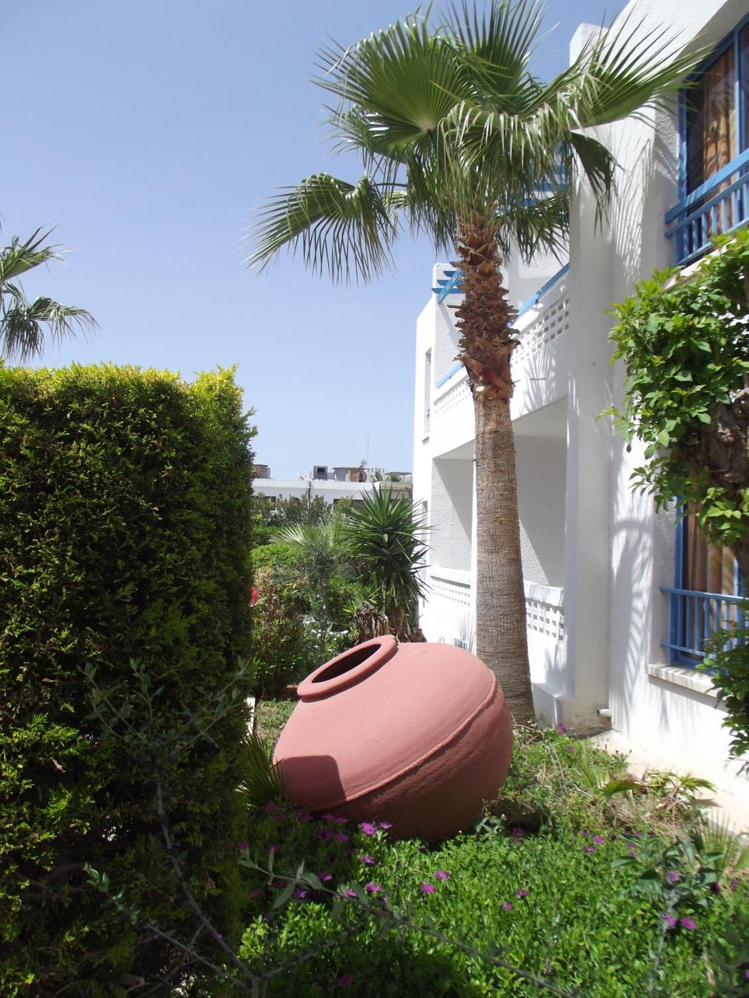 Kefalonitis Hotel Apartments Paphos Exterior foto